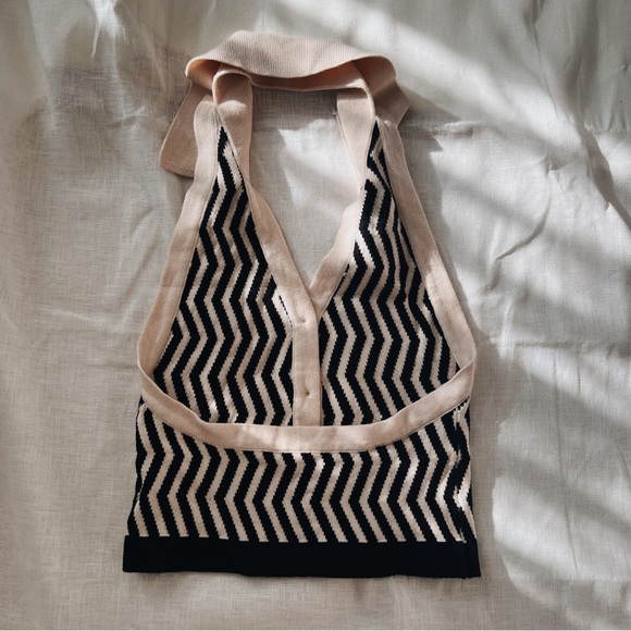 Geometric Halter Top - Picture 2 of 4